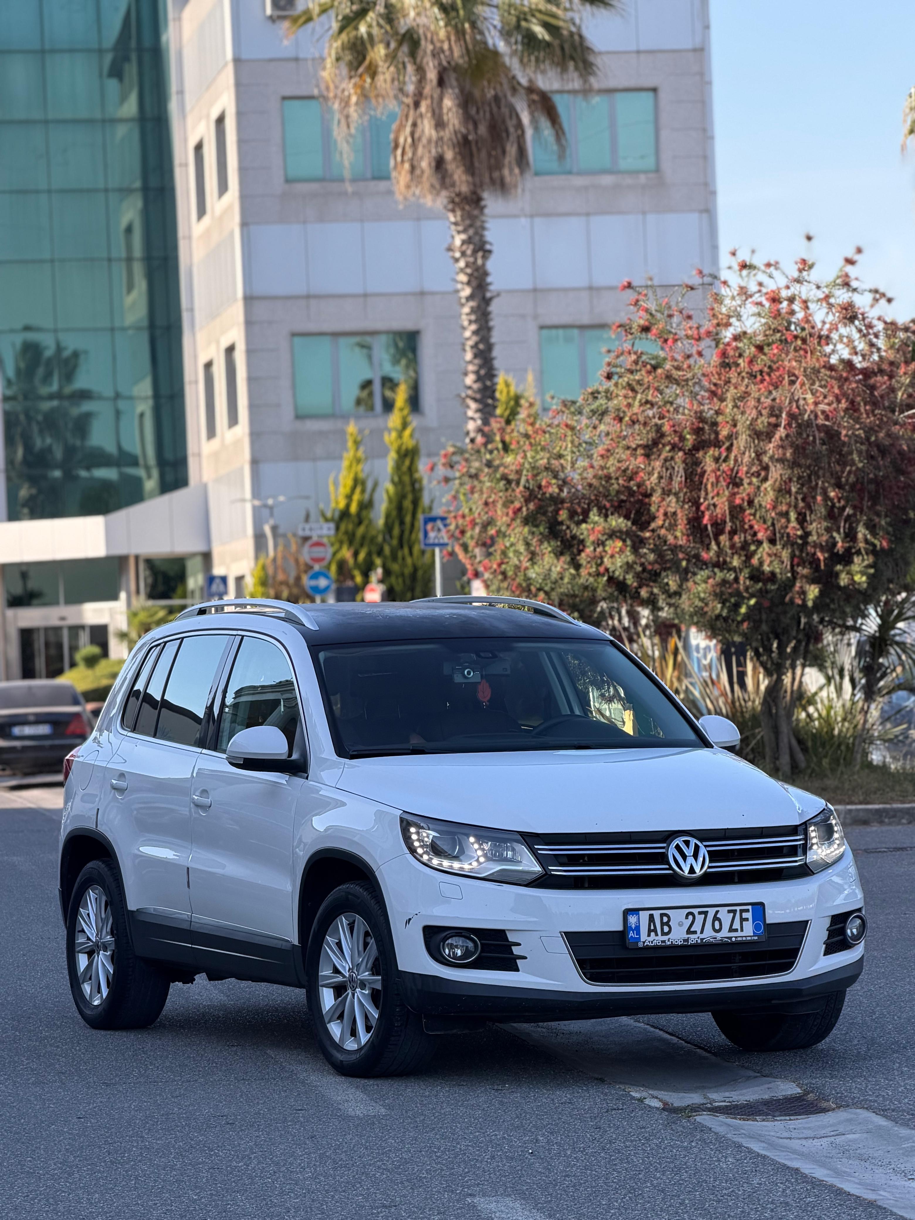 TIGUAN AB276ZF